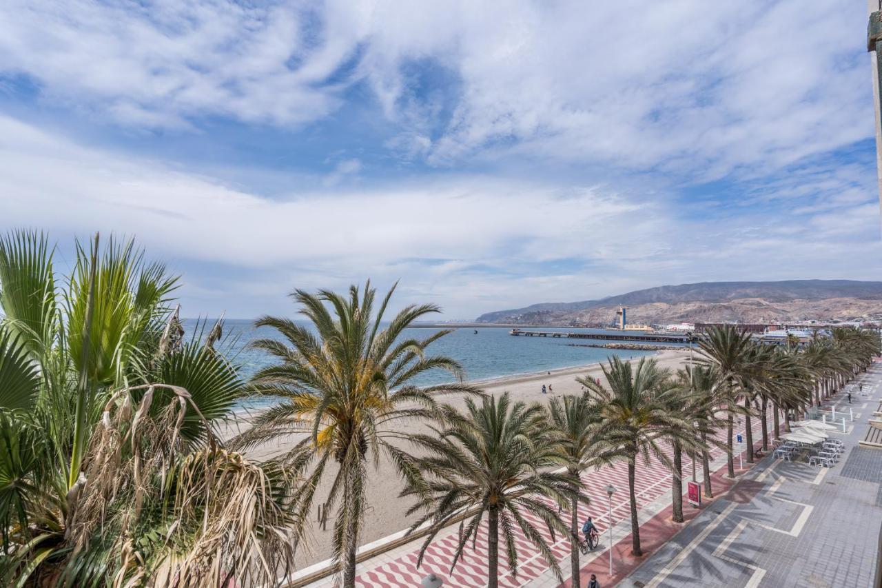 La Casa De Chula Apartment Almeria Luaran gambar